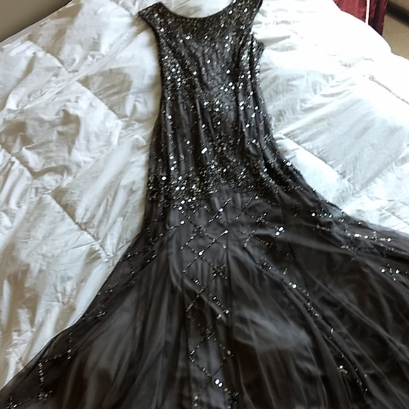 Mother of the Bride full length gown sequins gray - Picture 3 of 8